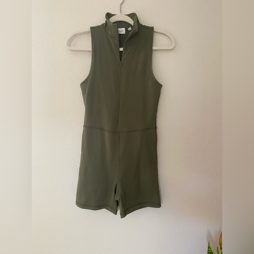Aritzia Wilfred Free Leila Olive Green Sleeveless Jumpsuit